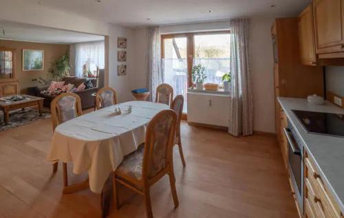 Neuenheerse Apartamento | Ferienwohnung Am Waldrand