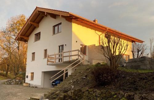 Bad Endorf Apartamento | Ferienwohnung an der Jodquelle