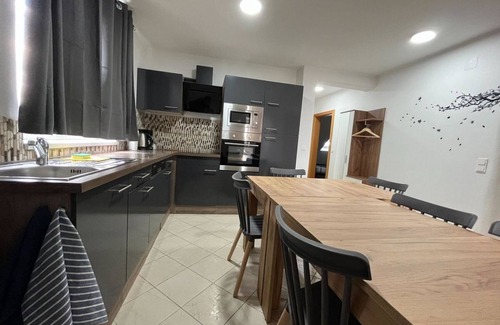 Sankt Polten Apartamento | Ferienwohnung/app. für 8 Gäste mit 85m² in St. Pölten