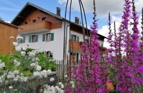 Schraden Apartamento | Ferienwohnung/app. für 2 Gäste mit 56m² in Hopferau