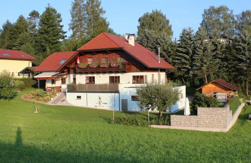 Attersee Apartamento | Ferienwohnung Seiringer