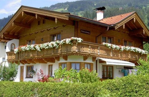 Ramsau im Zillertal Apartamento | Ferienwohnung Aschenwald