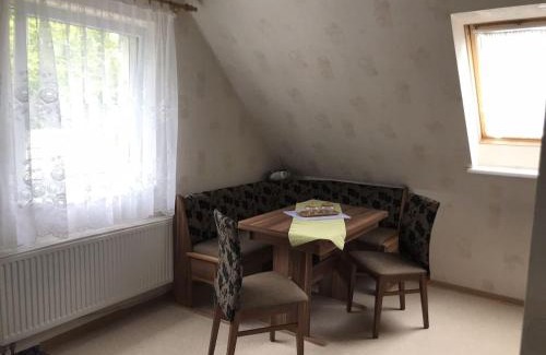 Burg Apartamento | Ferienwohnung auf dem Gemüsehof an der Spree
