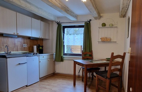 Bringhausen Apartamento | Ferienwohnung Bärenhöhle - Ferienwohnungen Kupille