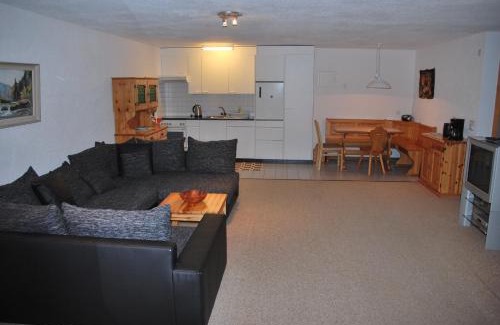 Buerchen Apartamento | Ferienwohnung Bürchen
