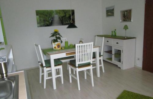 Moessingen Apartamento | Ferienwohnung Bambusgarten