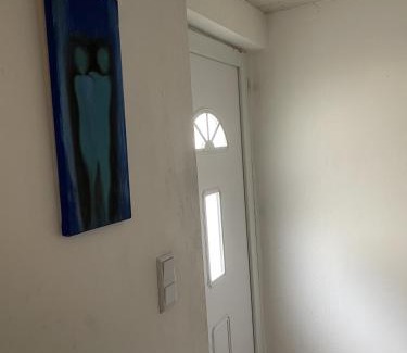 Ubstadt-Weiher Apartamento | Ferienwohnung Blaues Haus