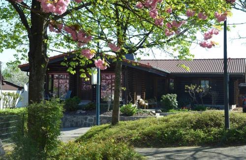 Vinningen Apartamento | Ferienwohnung Blockhaus Juka