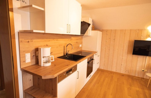 Rimsting Apartamento | Ferienwohnung Blumenwiese 50 qm, mit Seeblick