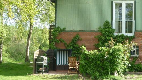 Burg Apartamento | Ferienwohnung Bornhöft