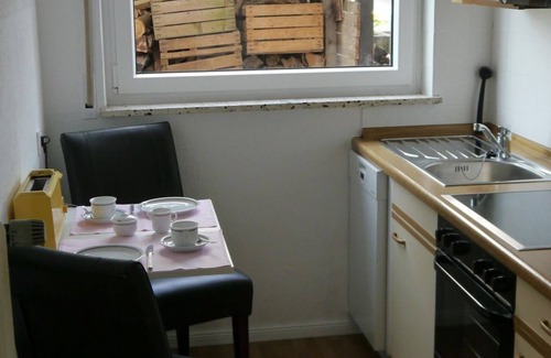 Hueckeswagen Apartamento | Ferienwohnung Brunsbachtal - apartment/apartment, shower, WC, 1 bedroom