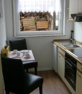 Hueckeswagen Apartamento | Ferienwohnung Brunsbachtal