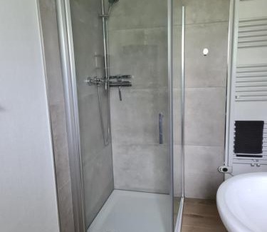 Pelm Apartamento | Ferienwohnung Burgblick