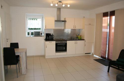 Weiler Apartamento | Ferienwohnung Christoph,nahe Burg Steinsberg