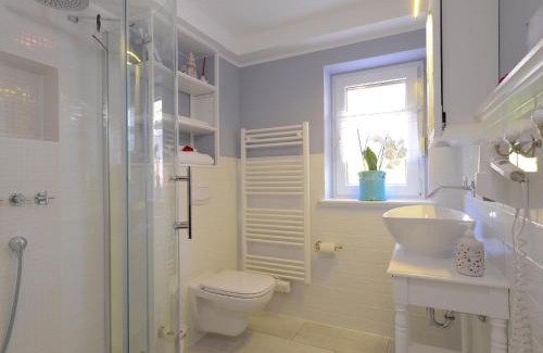 Boltenhagen Apartamento | Ferienwohnung Düne mit Kamin und 2 Bädern in Boltenhagen
