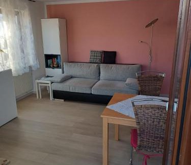Kirchheim am Neckar Apartamento | Ferienwohnung Schmid