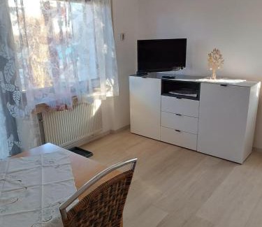 Kirchheim am Neckar Apartamento | Ferienwohnung Schmid