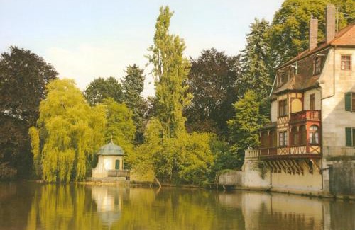 Lauf an der Pegnitz Apartamento | Ferienwohnung Villa am Fluss