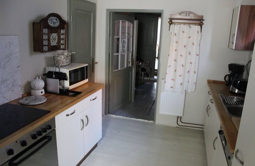 Leer Apartamento | Ferienwohnung Dornröschen - Ferienwohnungen Märchenhaus Domke 15133