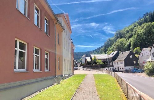 Obstfelderschmiede Apartamento | Ferienwohnung 1 Alte Schule F. Fröbel