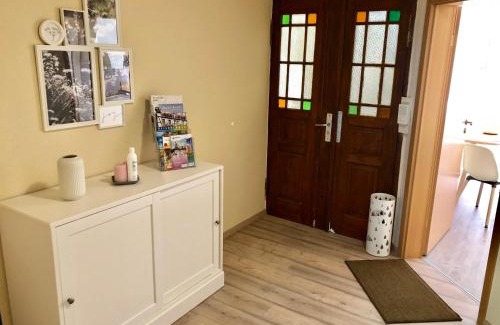 Obstfelderschmiede Apartamento | Ferienwohnung 1 Alte Schule F. Fröbel