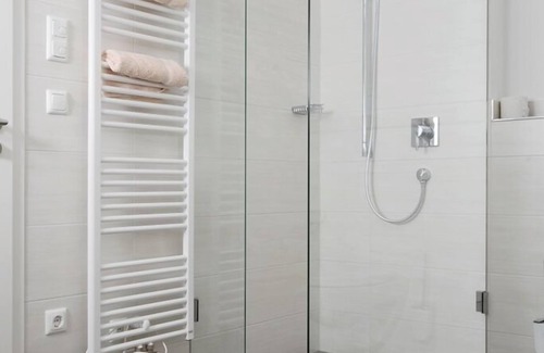 Prien am Chiemsee Apartamento | Ferienwohnung C mit 2 Sep. Schlafzimmer, Südbalkon, 90qm