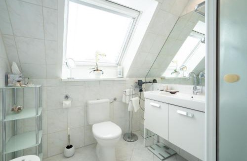 Timmendorfer Strand Apartamento | Ferienwohnung Goldene Perle