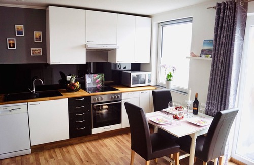 Stein Apartamento | Ferienwohnung Deich und Meer - Direkt an der Ostsee an Deich und Meer