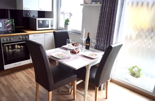 Stein Apartamento | Ferienwohnung Deich und Meer - Direkt an der Ostsee an Deich und Meer