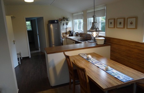 Welt Apartamento | Ferienwohnung (DG) im Reetdachhaus im Ort Welt