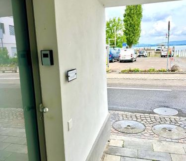 Berlingen Apartamento | Ferienwohnung direkt am Bodensee/Untersee nahe Konstanz