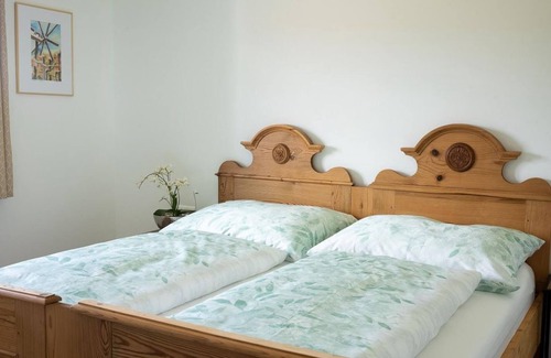 Gruisla Cama Y Desayuno | Ferienwohnung EG mit 2 Schlafräumen - Winzerhof Klöckl