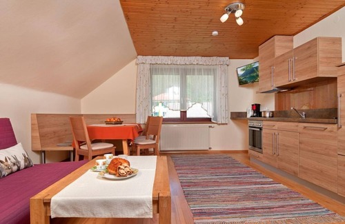 Landskron Otro | Ferienwohnung "eiche" für 2-5 Personen - Sonnhof