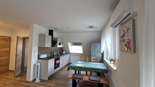 Frickenfelden Apartamento | Ferienwohnung Elisabeth 2