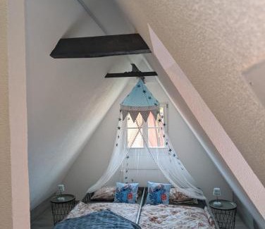 Altstadt Apartamento | Ferienwohnung Ella