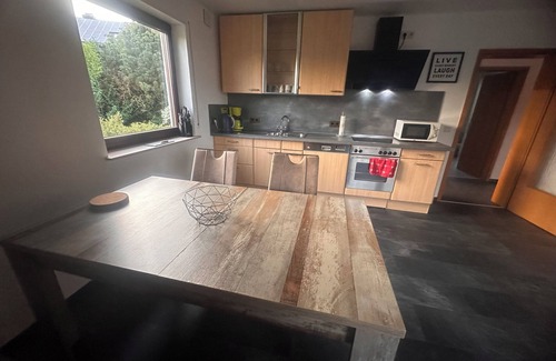 Liebenau Apartamento | Ferienwohnung Elly 3 km vom Diemelradweg
