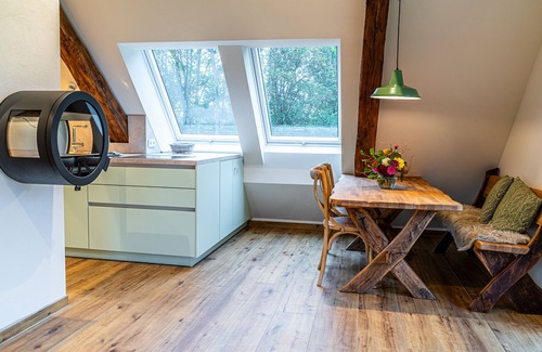 Versmold Apartamento | Ferienwohnung Eschblick für 2-4 Personen Kamin, Balkon und Sauna