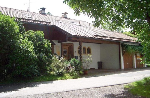 Frasdorf Apartamento | Apartamento para 2 personas, 32 m², planta baja, sala de estar / dormitorio combinados, TV, W-Lan, terraza, muebles de jardín