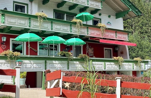 Stall Apartamento | Ferienwohnung Flying Hirsch für 4 Personen mit 2 Schlafzimmer