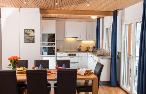 Wassen Apartamento | Ferienwohnung Gästehaus Fürlauwi