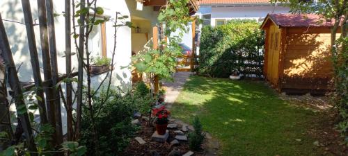 Goetzens Apartamento | Ferienwohnung Götzner Auszeit