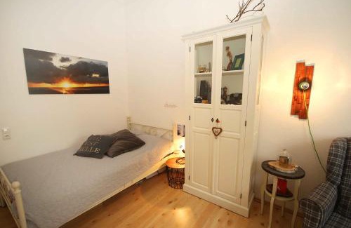 Oberbilk Apartamento | Ferienwohnung, gemütlicher Altbau mit Balkon nähe Fürstenplatz und Königsallee