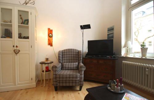 Oberbilk Apartamento | Ferienwohnung, gemütlicher Altbau mit Balkon nähe Fürstenplatz und Königsallee