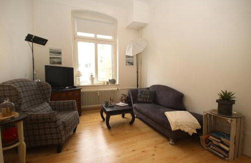 Oberbilk Apartamento | Ferienwohnung, gemütlicher Altbau mit Balkon nähe Fürstenplatz und Königsallee