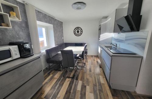 Uderns Apartamento | Ferienwohnung-Gerti