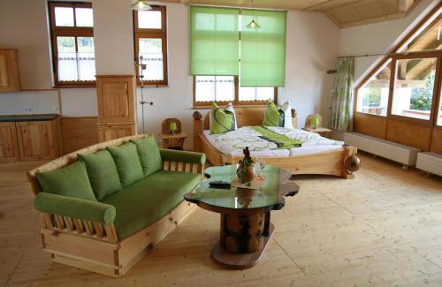 Mitterfecking Apartamento | Ferienwohnung Gmeinwieser