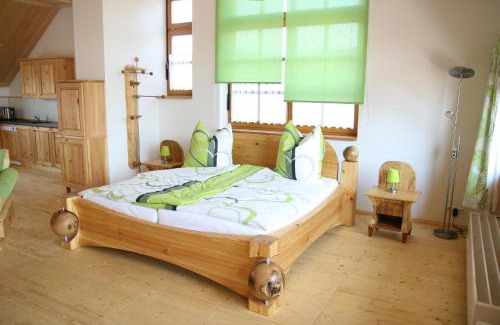 Mitterfecking Apartamento | Ferienwohnung Gmeinwieser