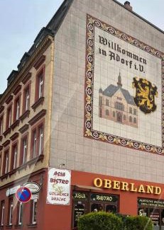 Adorf Apartamento | Ferienwohnung Goldener Drache