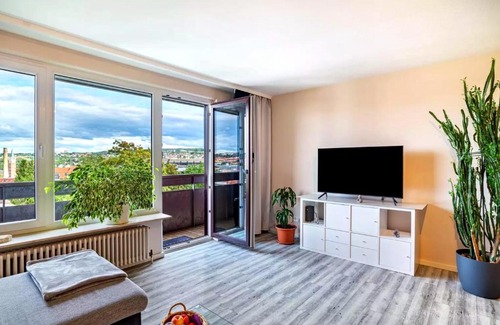 Pforzheim Apartamento | Ferienwohnung Goldstadtblick