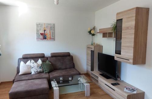 Tulfes Apartamento | Ferienwohnung Gstreinthaler